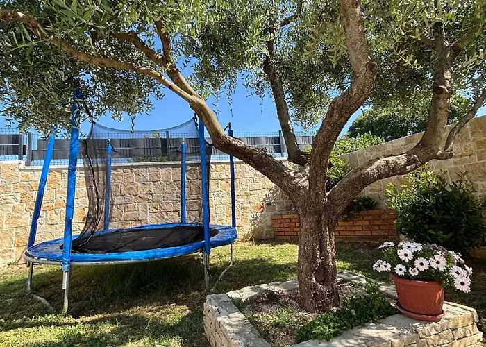 Vakantiehuis Ariana With Private Pool - By Ta Leut Agency Policnik