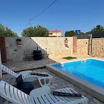 Сasa de vacaciones Ariana With Private Pool - By Ta Leut Agency