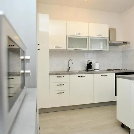 Nyaraló Ariana With Private Pool - By Ta Leut Agency *