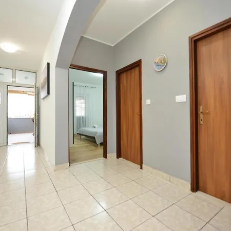 Nyaraló Ariana With Private Pool - By Ta Leut Agency