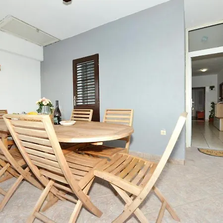 Nyaraló Ariana With Private Pool - By Ta Leut Agency